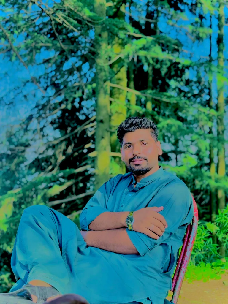 From a Village to the Digital World: Malik SAFDAR Warar (Safdarbhira) Journey in Social Media Marketing