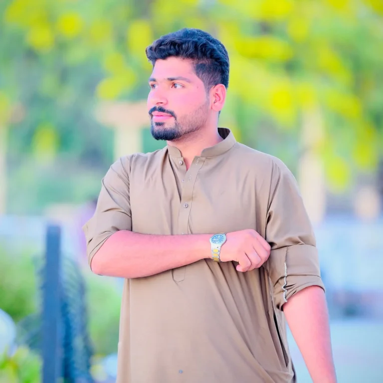 Malik SAFDAR Warar